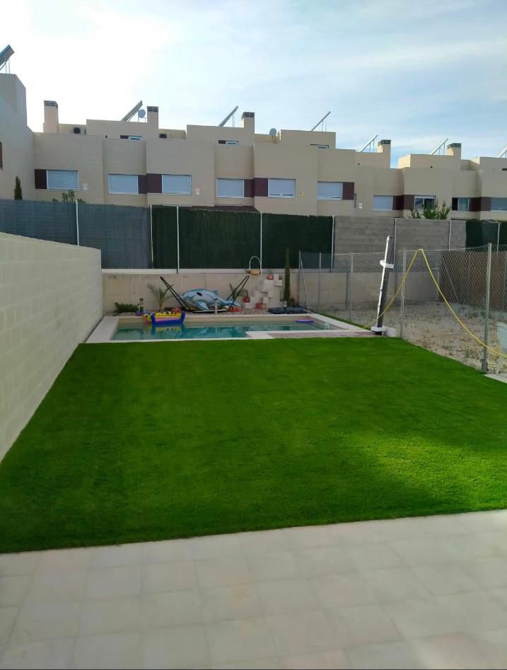 Césped Artificial para Piscinas